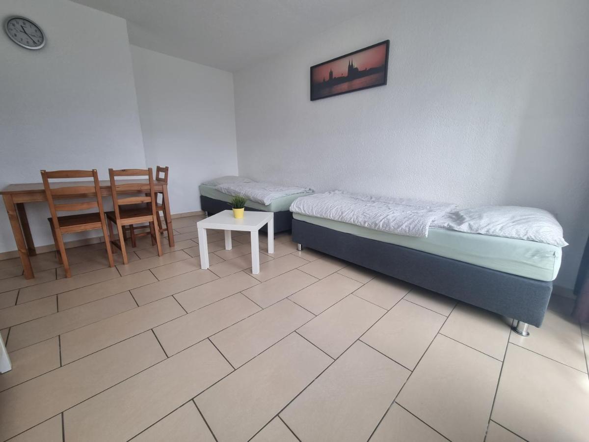 Workers-sleep-station Apartamento