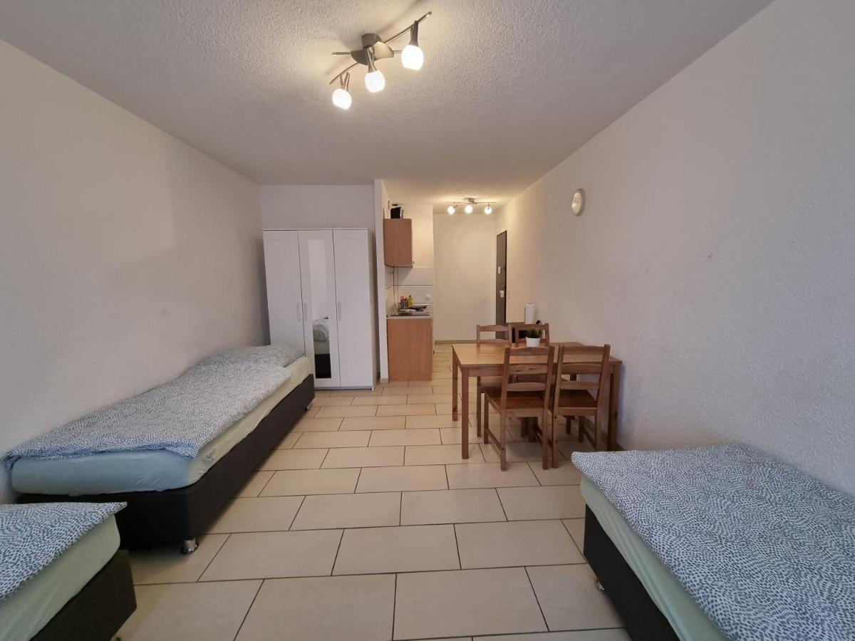 Workers-sleep-station Apartamento *